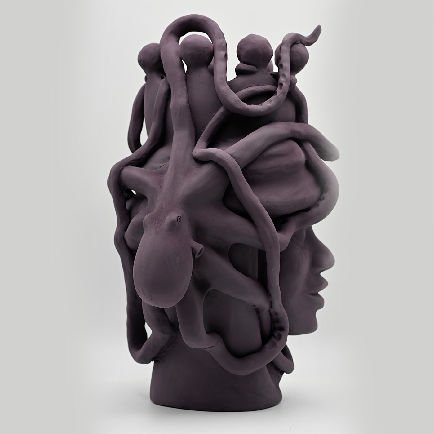 Коричневая скульптура Moor's Head