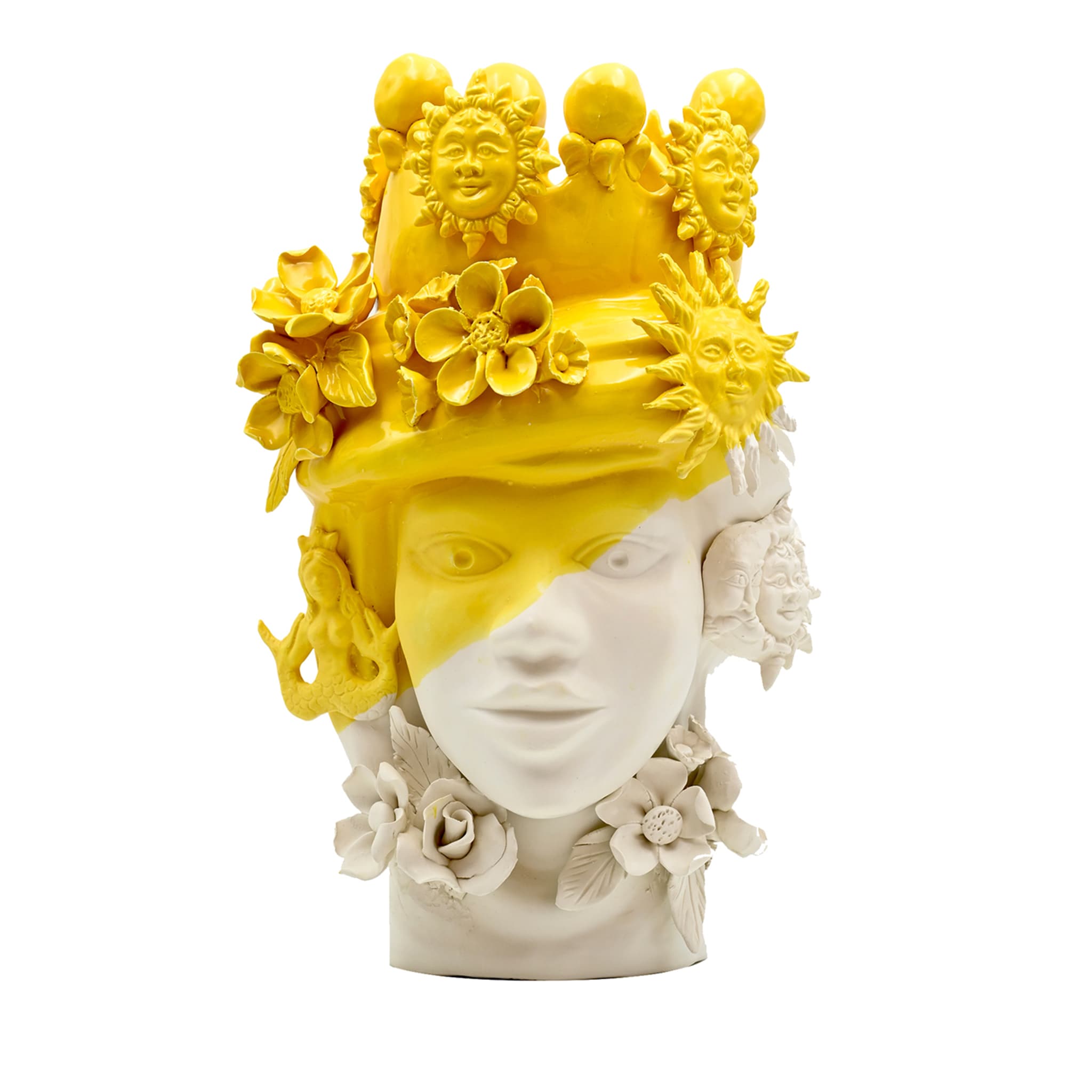 Желткая скульптура Moor's Head