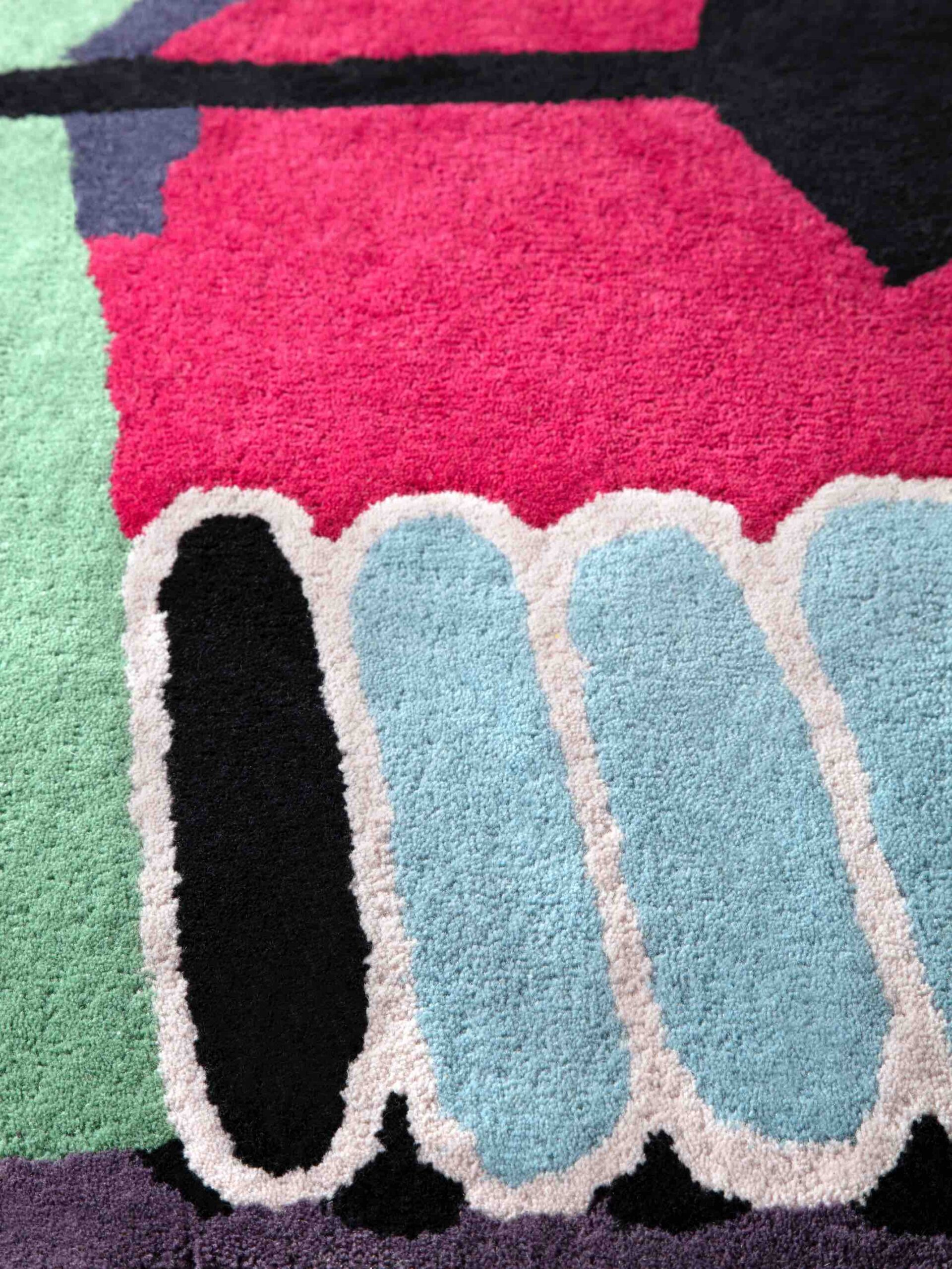 Круглий килим італійський ручної роботи Tufty