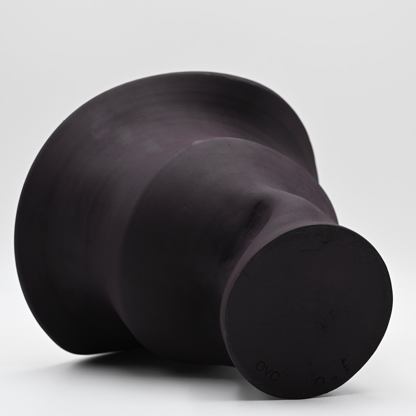 Антрацитовая дизайнерская ваза Anthracite