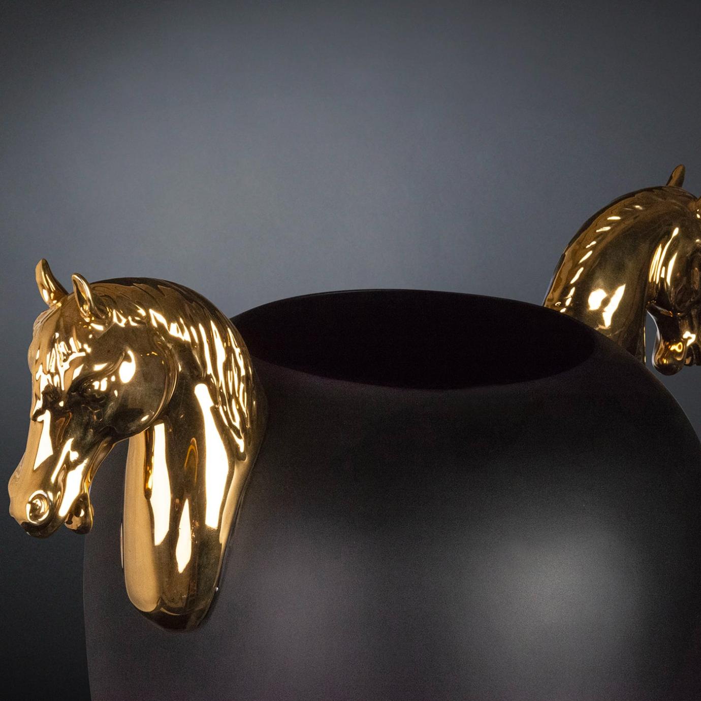 Ваза Horse Large