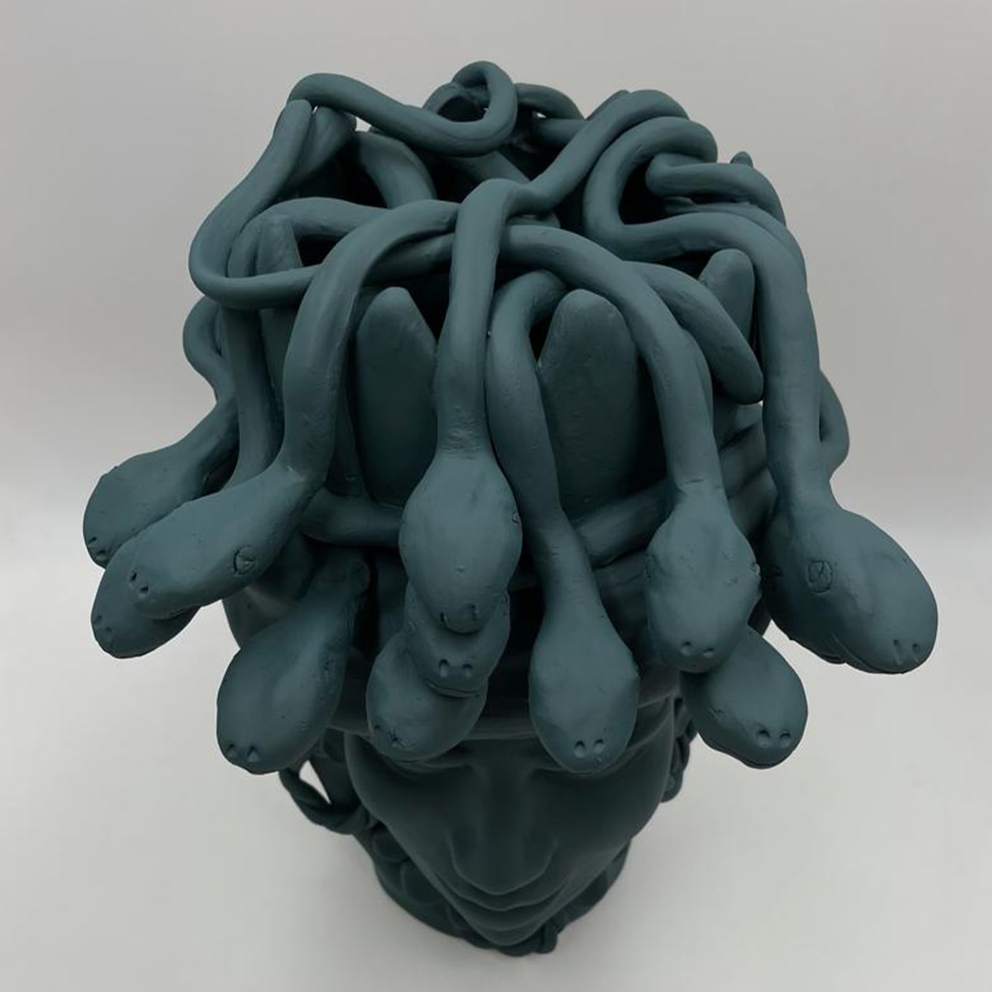 Матовая скульптура Moor's Head