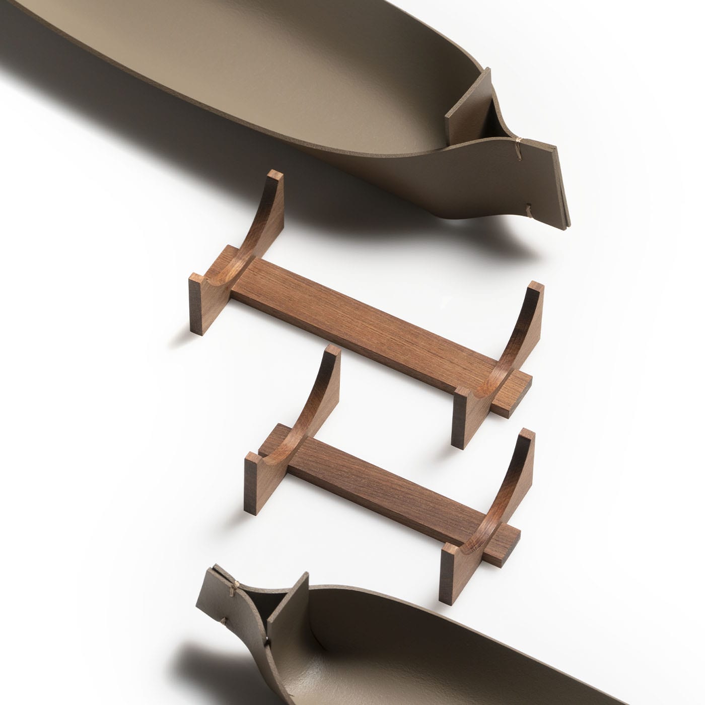 Кожаная настольная коробка Canoe