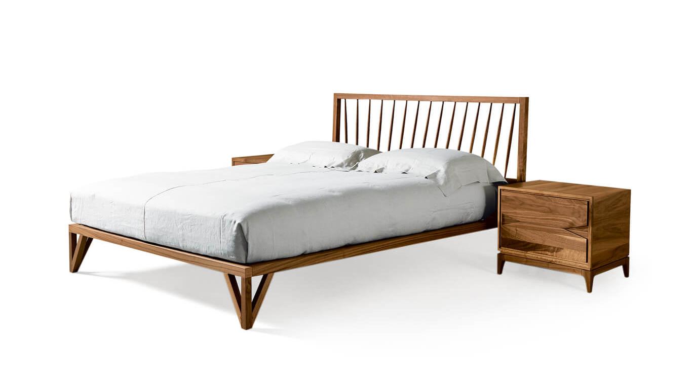 Розкішне ліжко Leggiadro | Оздоблення: Natural solid walnut