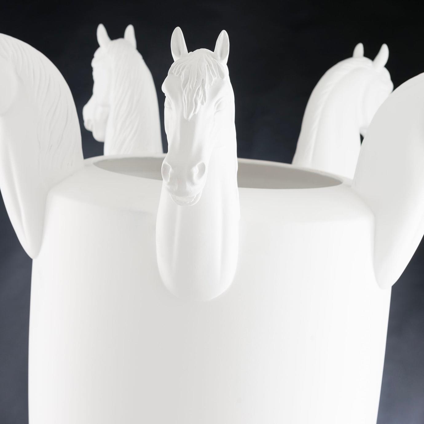 Ваза Obice Horse