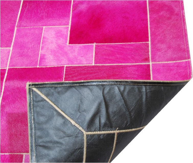 Килим з натуральної шкіри рожевий Puzzle ☞ Розмір: 180 x 260 см