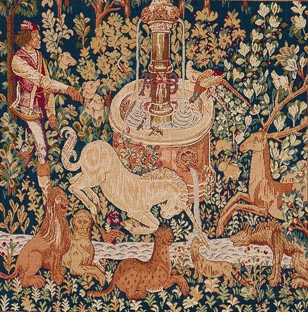 Гобелен Unicorn at the Fountain with Border