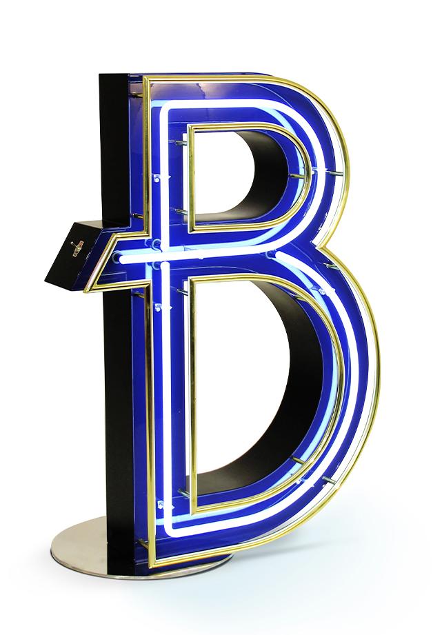 Светильник Bold Letter B