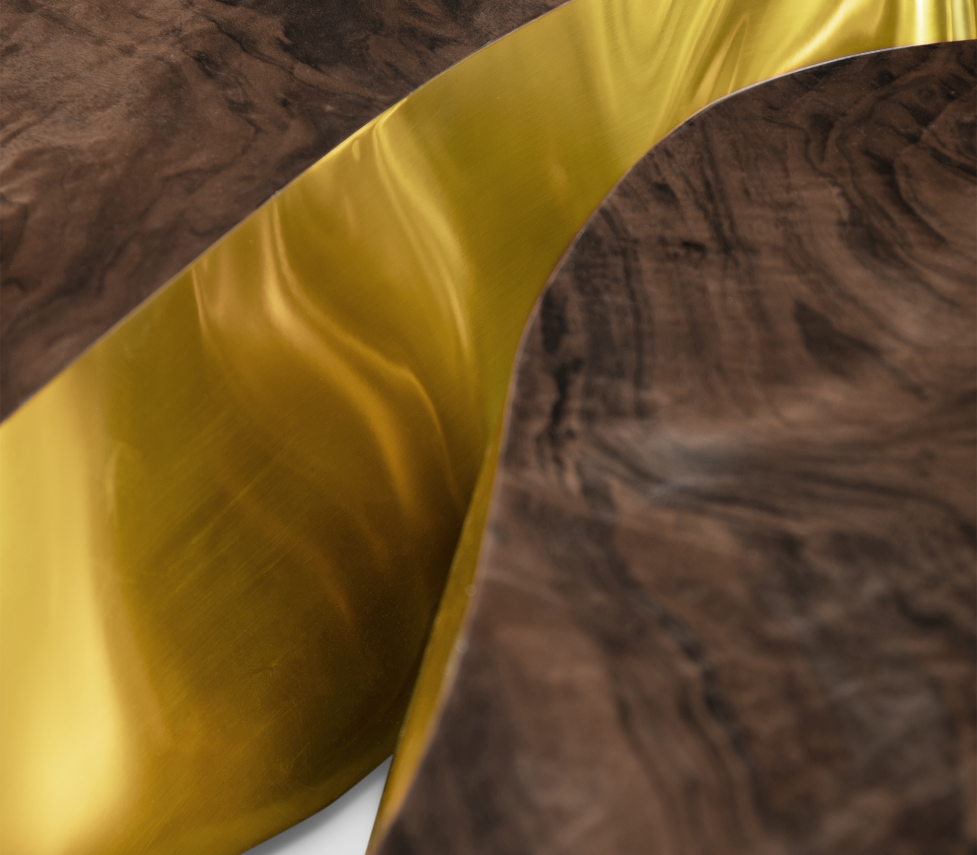 Журнальный столик Fissure Oval Walnut