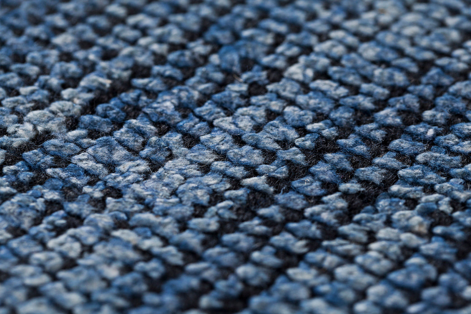 Однотонний елітний килим Denim