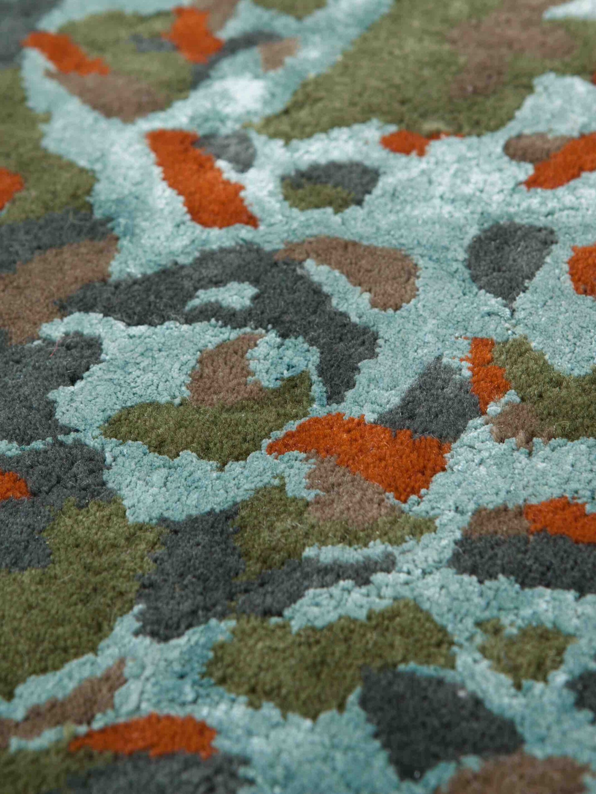 Ексклюзивний килим ручної роботи Camouflage Micro