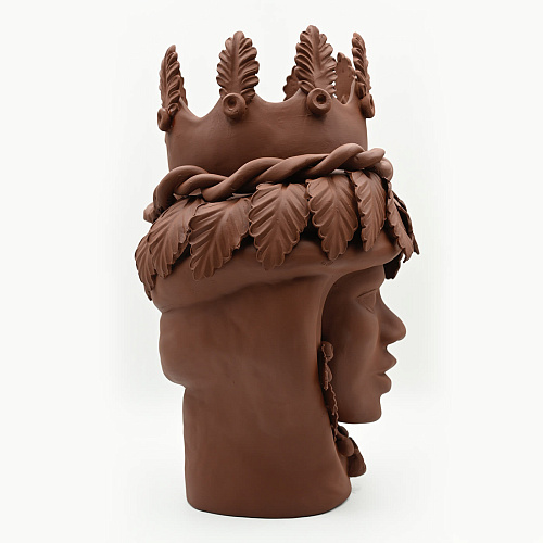 Коричневая скульптура Moor's Head