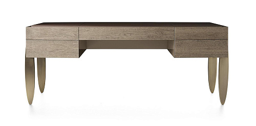 Письменный стол с кожаной столешницей