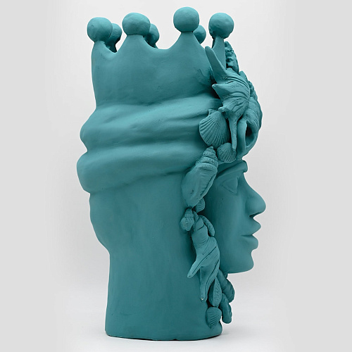 Сине-зелёная скульптура Moor's Head