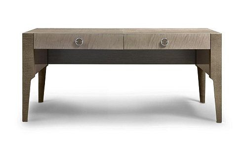 Письменный стол с отделкой из кожи