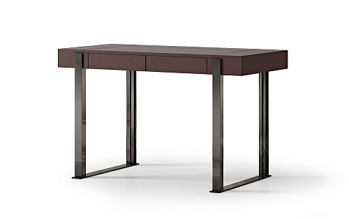 Кожаный письменный стол