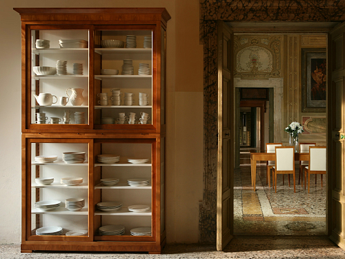 Книжный шкаф Biedermeier