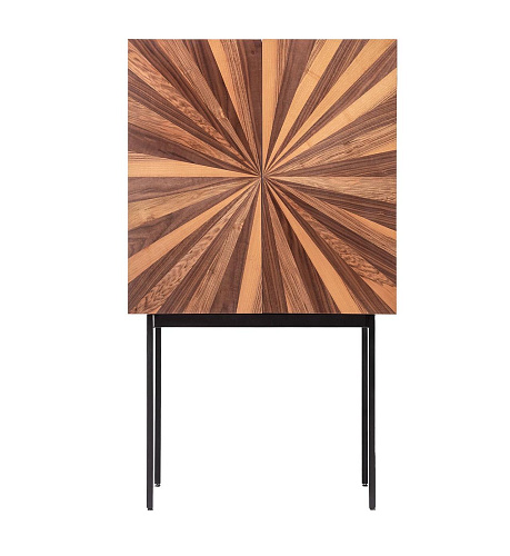 Роскошный шкаф из шпонированного массива