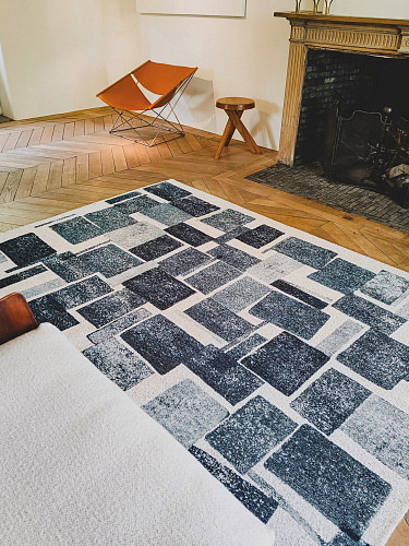 Современный ковер Ice Blue